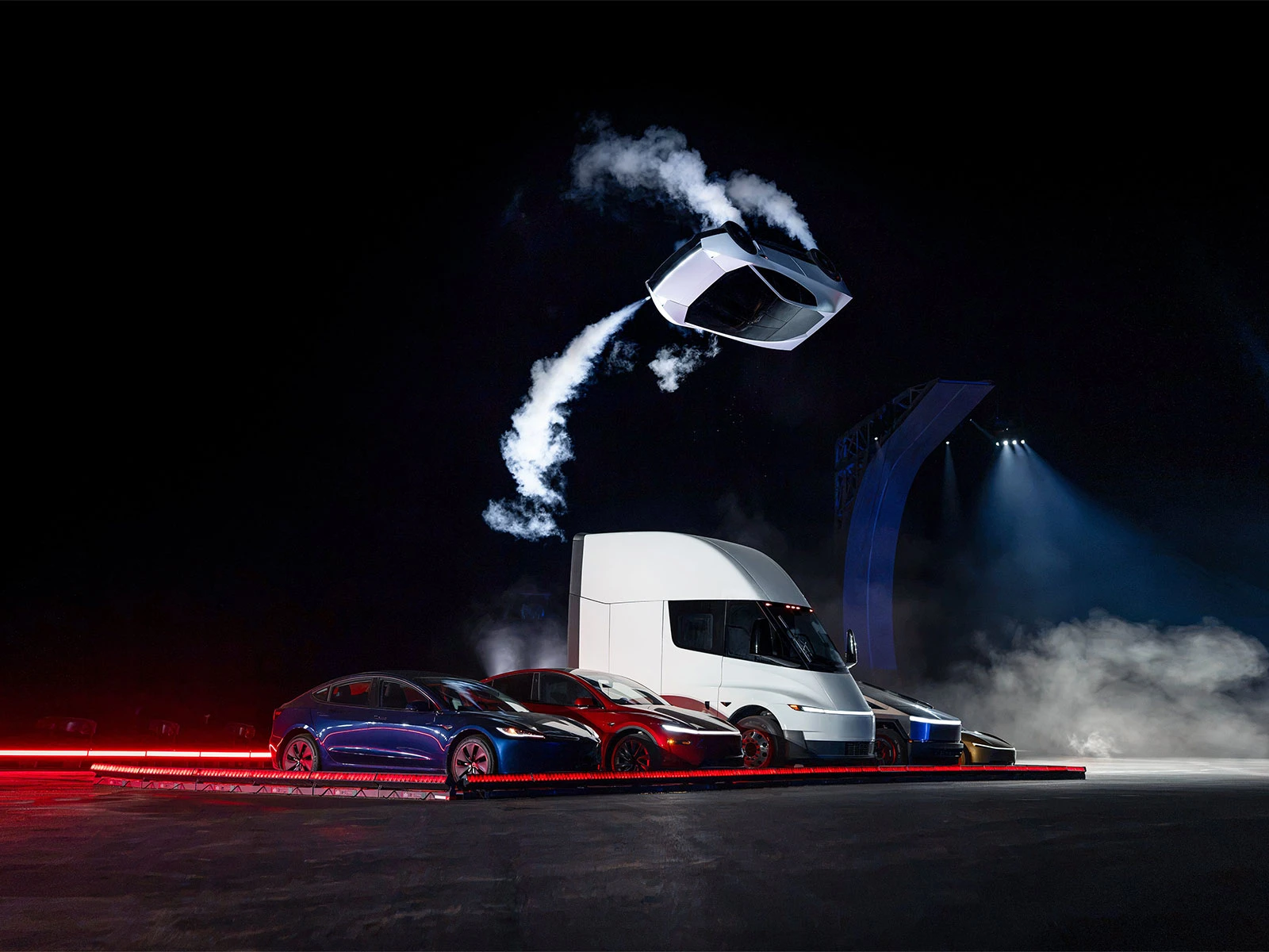 Tesla का धमाका: हवा में उड़कर कार दिखाएगी करतब, 1 सेकंड में 0-60 की रफ्तार!