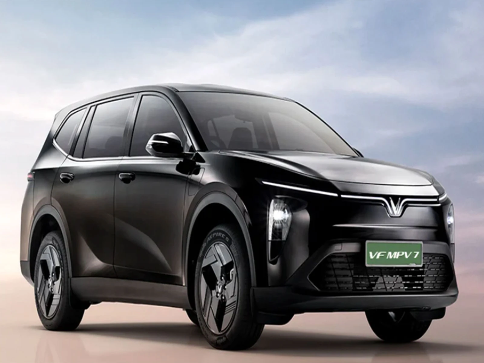 VinFast VF MPV 7: आपकी फैमिली के लिए बेस्ट 7-सीटर इलेक्ट्रिक कार क्यों है?