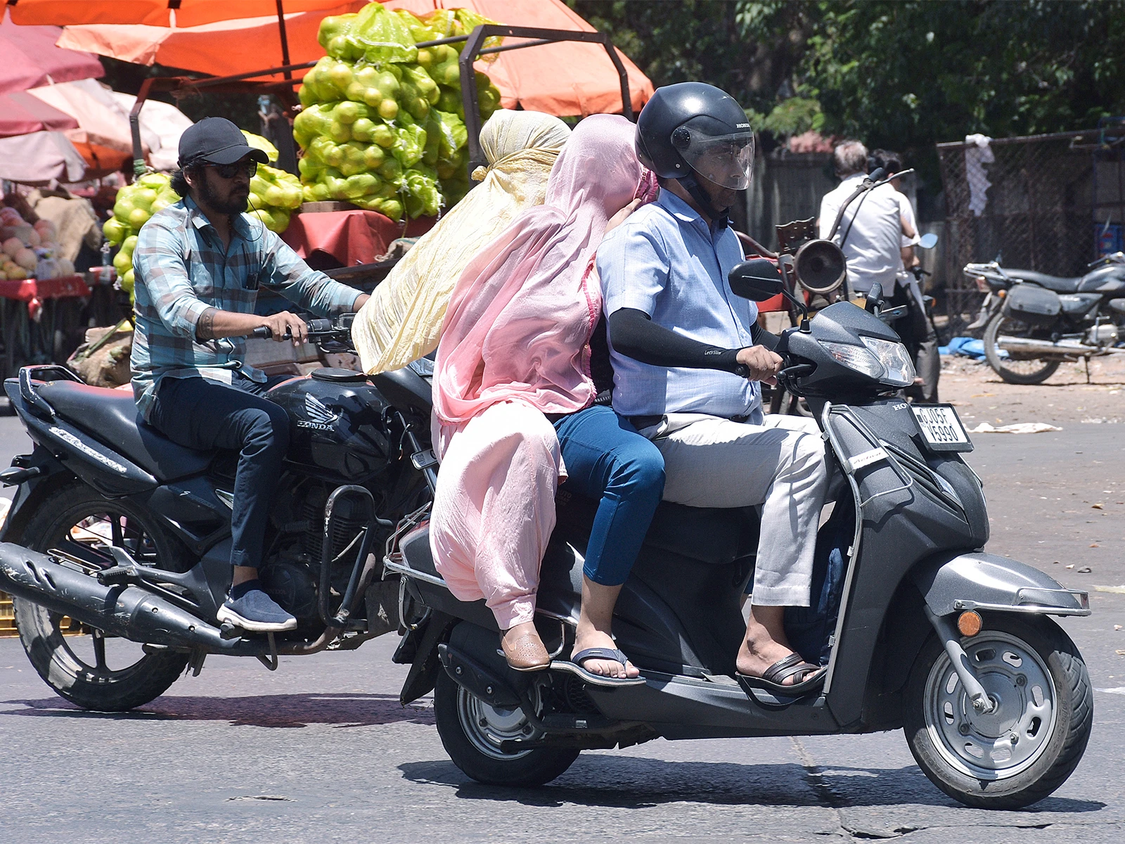 भारतीय टू व्हीलर एक्सपोर्ट में मचेगा गदर साल 2027 तक होगी ताबड़तोड़ कमाई
