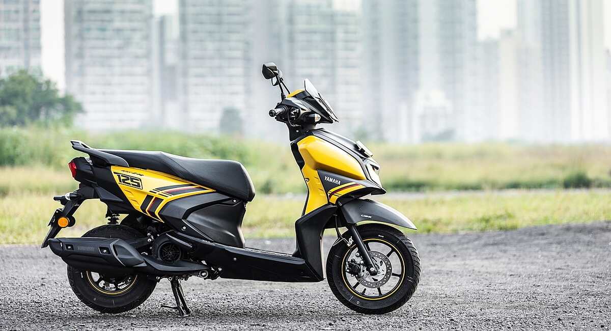 Yamaha RayZR स्कूटर 71KM के माइलेज के साथ आया Activa की नींदे उड़ाने, अब महज ₹10,000 मे राजिस्ट्रेशन के साथ खरीदे