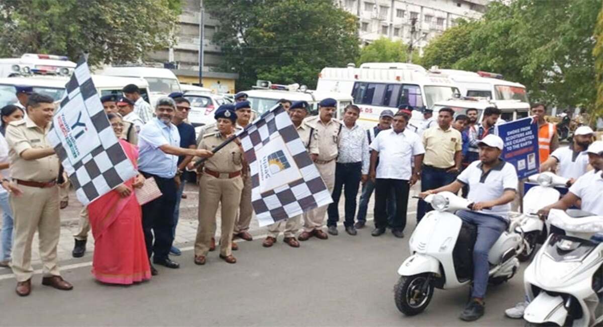 ₹31880 की कीमत मे आया Ujaas eZy इलेक्ट्रिक स्कूटर, 70 किलोमीटर की देगा सिंगल चार्ज मे रेंज