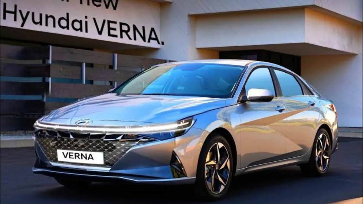 Hyundai Verna की अनगिनत बिक्री से अन्य कंपनियां हुई परेशान , महिंद्रा और टाटा कंपनी ने तो टेक दिए इसके सामने घुटने