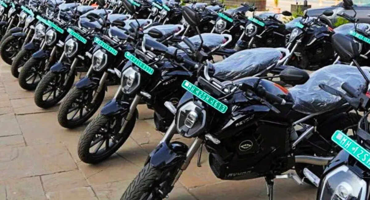 महज ₹99,000 मे लॉंच हुई सिंगल चार्ज मे 128KM की रेंज वाली गाड़िया, पेट्रोल गाड़ियों की सेल्स को भी रोका