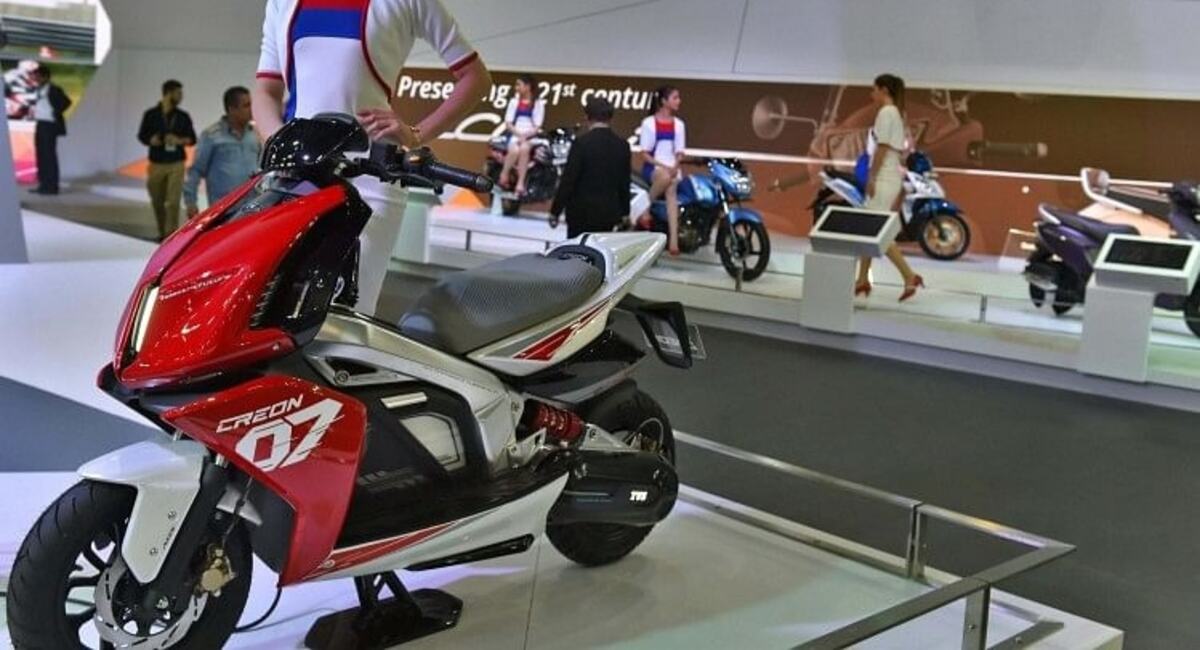 TVS Creon Ev Scooter जल्द होगा भारत मे लॉंच, सिंगल चार्ज मे 100KM की देगा रेंज