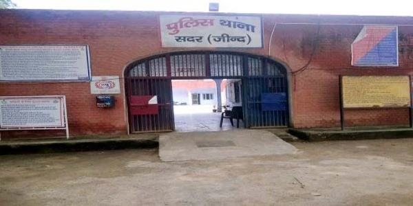 जींद में बस से उतरते समय तेज रफ्तार एसयूवी ने युवक को कुचला मौके पर हुई दर्दनाक मौत
